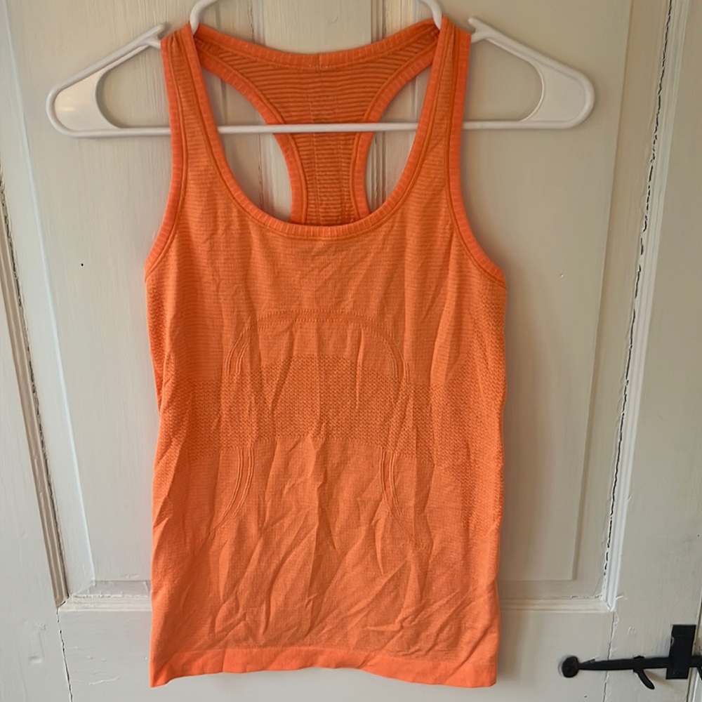 Lululemon swiftly tank size 4